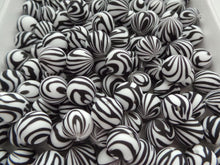 Load image into Gallery viewer, 12mm Zebra Silicone Beads (Pack of 5)

